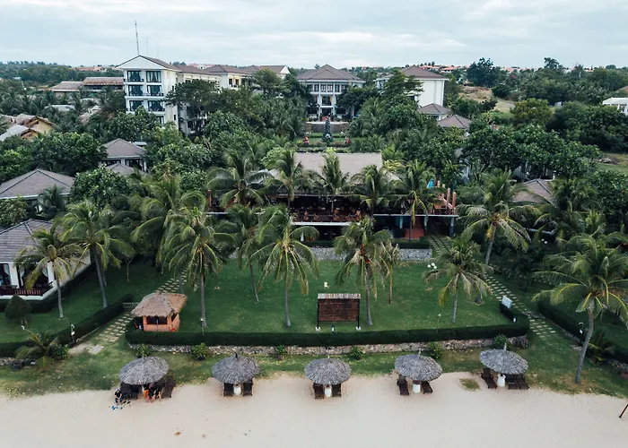 Lotus Muine & 4* Phan Thiết