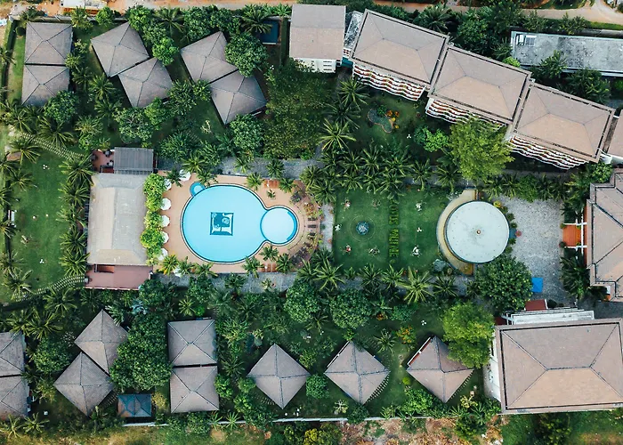 Lotus Muine & 4* Phan Thiết