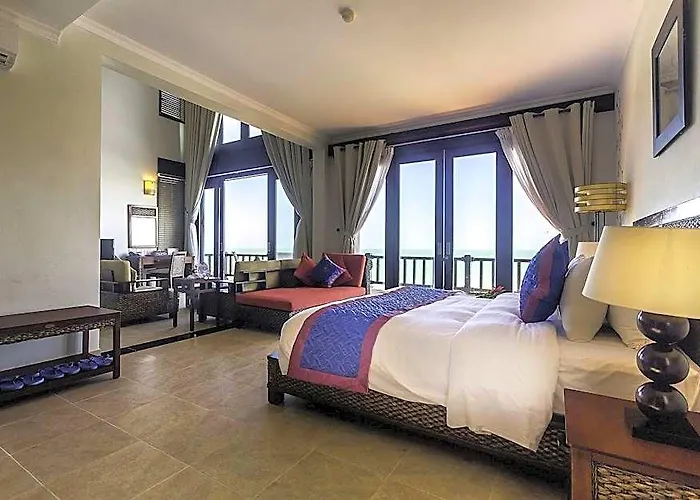 Lotus Muine & Khu nghỉ mát Phan Thiết